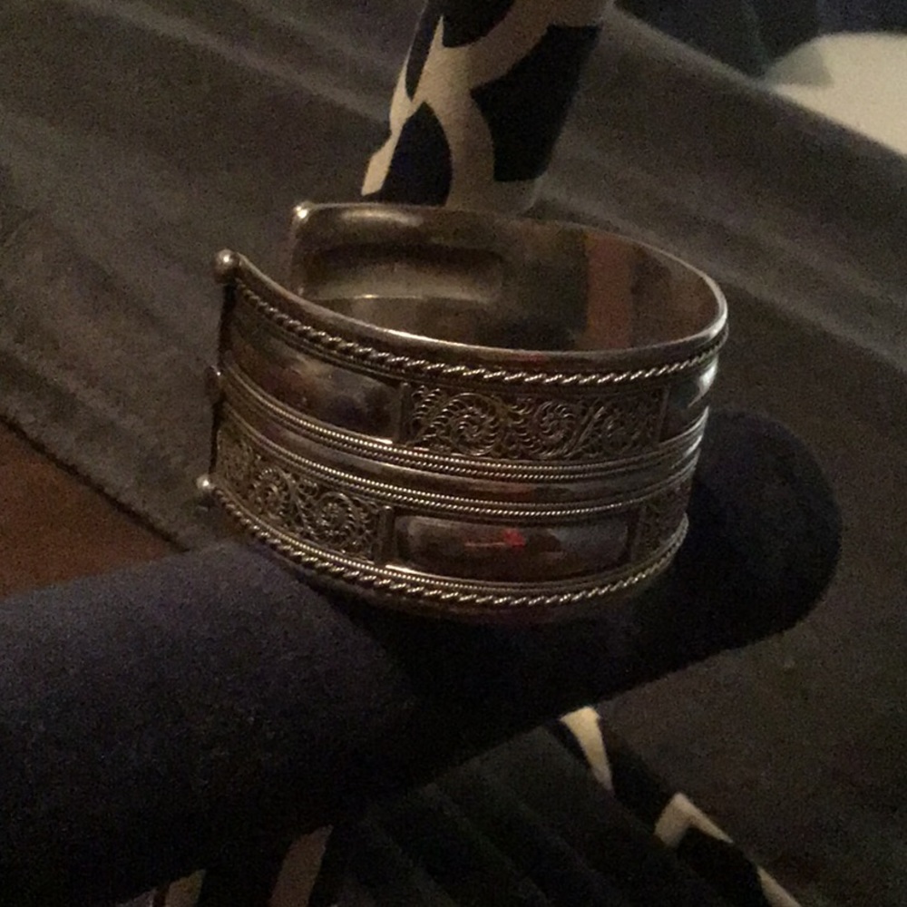 Gorgeous Solid Sterling Silver Cuff Bracelet - image 3